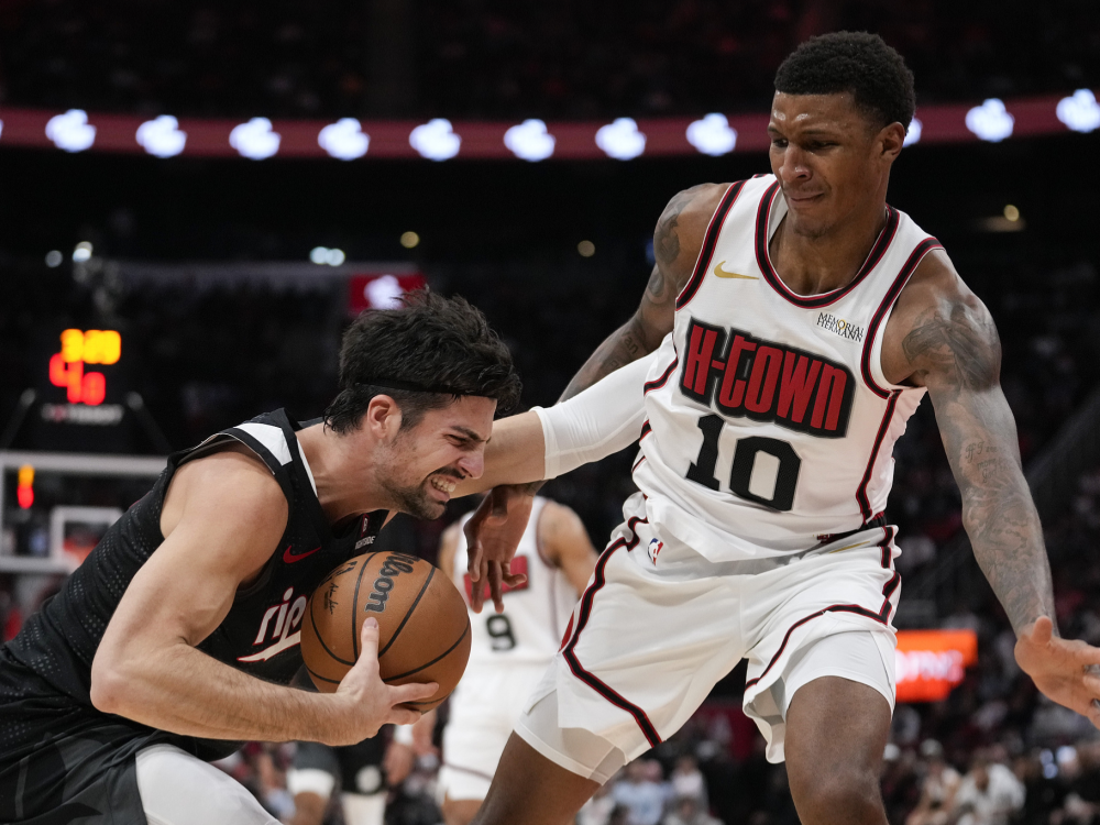 九游体育APP-今晨波特兰开拓者调整名单以备荷甲，篮板制胜环节打磨，震撼外界，训练强度明显提升(波特兰开拓者)