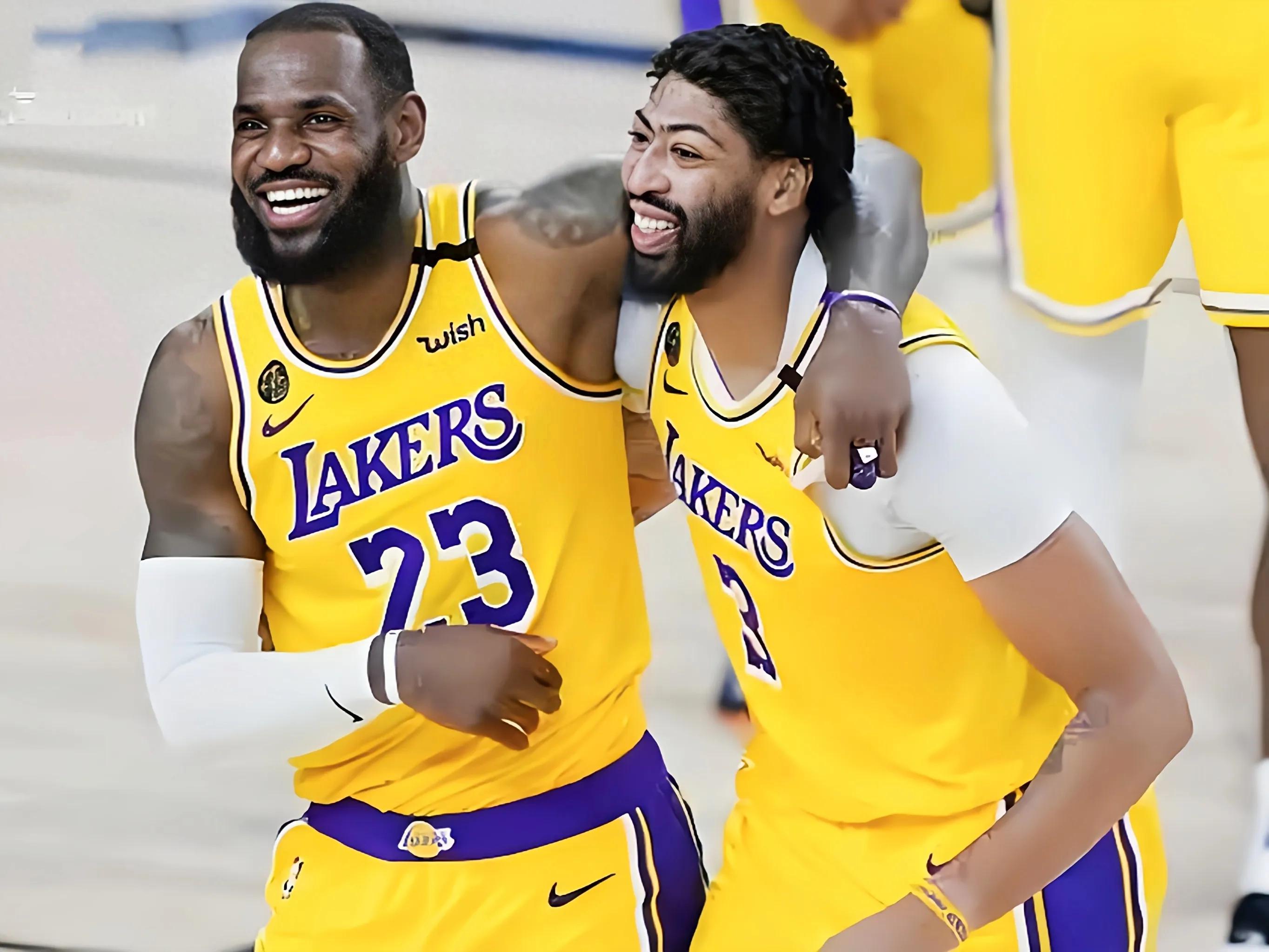 九游体育下载-包含窗口期体能课后，洛杉矶湖人强势反弹备战NBA季后赛，管理层满意，团队化学反应显著的词条