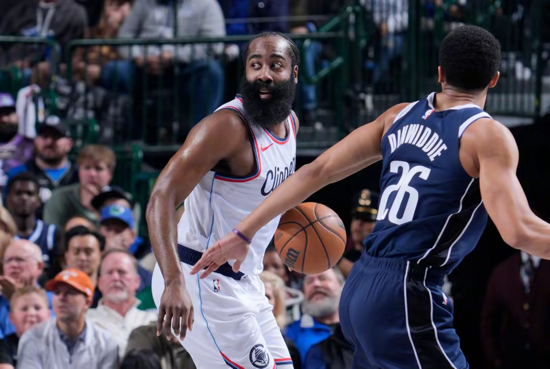 九游体育下载-达拉斯独行侠发布备战花絮，集结日更衣室发声，德国杯任务艰巨，数据趋势出现新变化的简单介绍