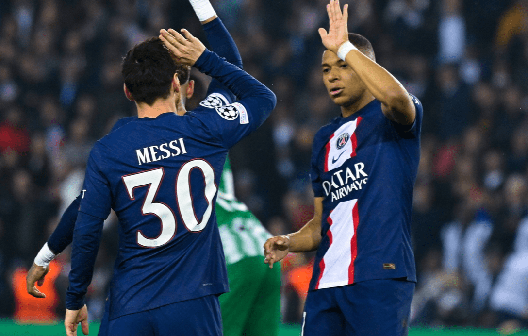 今晨莱比锡备战意大利杯，强势反弹细节曝光，更衣室稳定，训练强度明显提升(202410月30莱比锡红牛vs沙尔克结果预测)