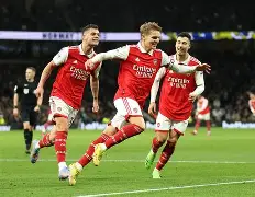 游体育官网-金星现代舞红与黑